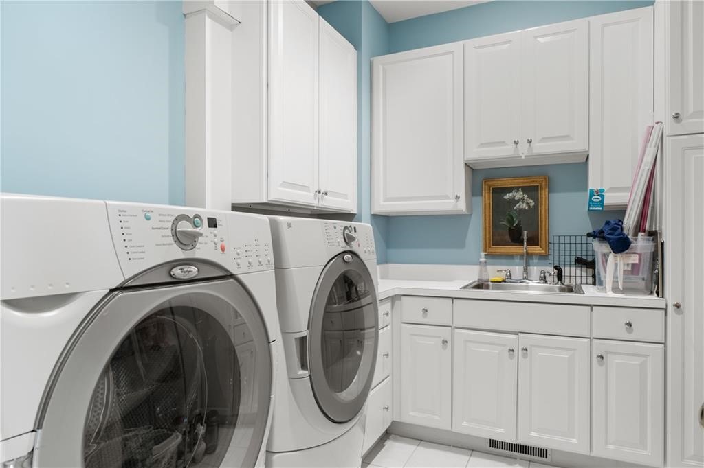 1 Puddingstone Lane Westport, MA 02790 - Photo 20 of 49