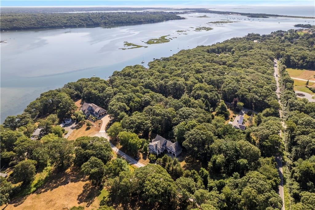 1 Puddingstone Lane Westport, MA 02790 - Photo 3 of 49