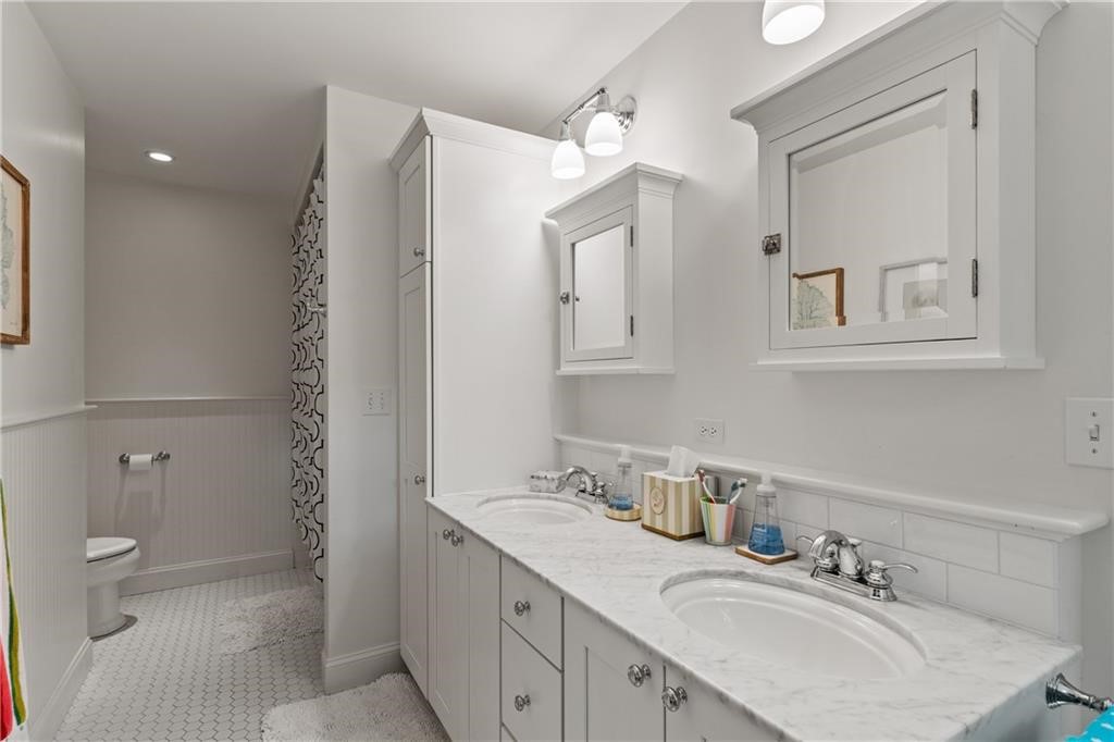 1 Puddingstone Lane Westport, MA 02790 - Photo 34 of 49