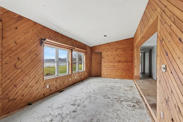 $164,900 | 1121 Heights Drive, Colon, MI 49040