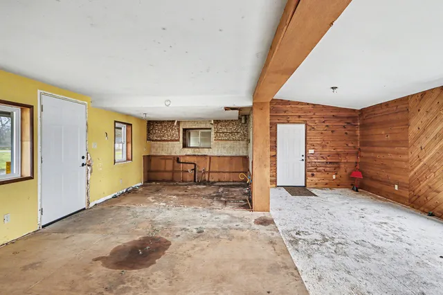 $164,900 | 1121 Heights Drive, Colon, MI 49040