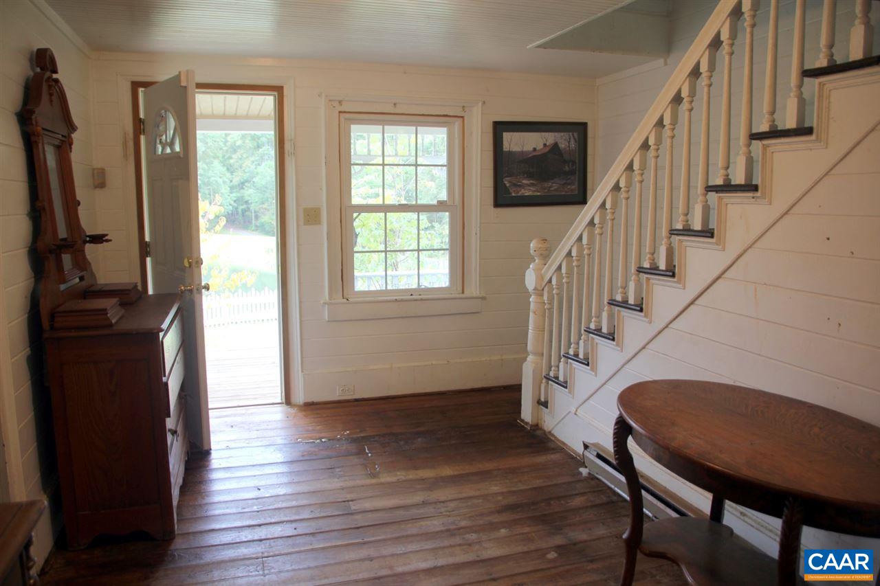 998 Mitchell Mountain Road Reva, VA 22735 - Photo 19 of 37 Gallery Image 19