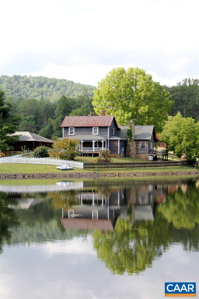 998 Mitchell Mountain Road Reva, VA 22735 - Photo 4 of 37 Gallery Image 4