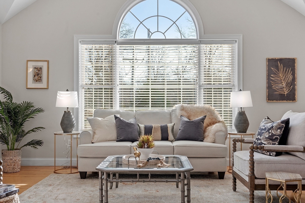 88 Ferry Road Salisbury, MA 01952 - Photo 5 of 42 a living room with furniture and a large window
