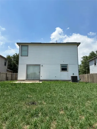 $1,950 | 600 Sheep Trail Drive, Kyle, TX 78640