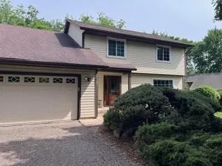 $389,900 | 8527 Isle Avenue South, Cottage Grove, MN 55016