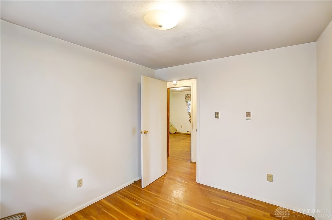 5600 Shull Road Dayton, OH 45424 - Photo 16 of 20 Gallery Image 16