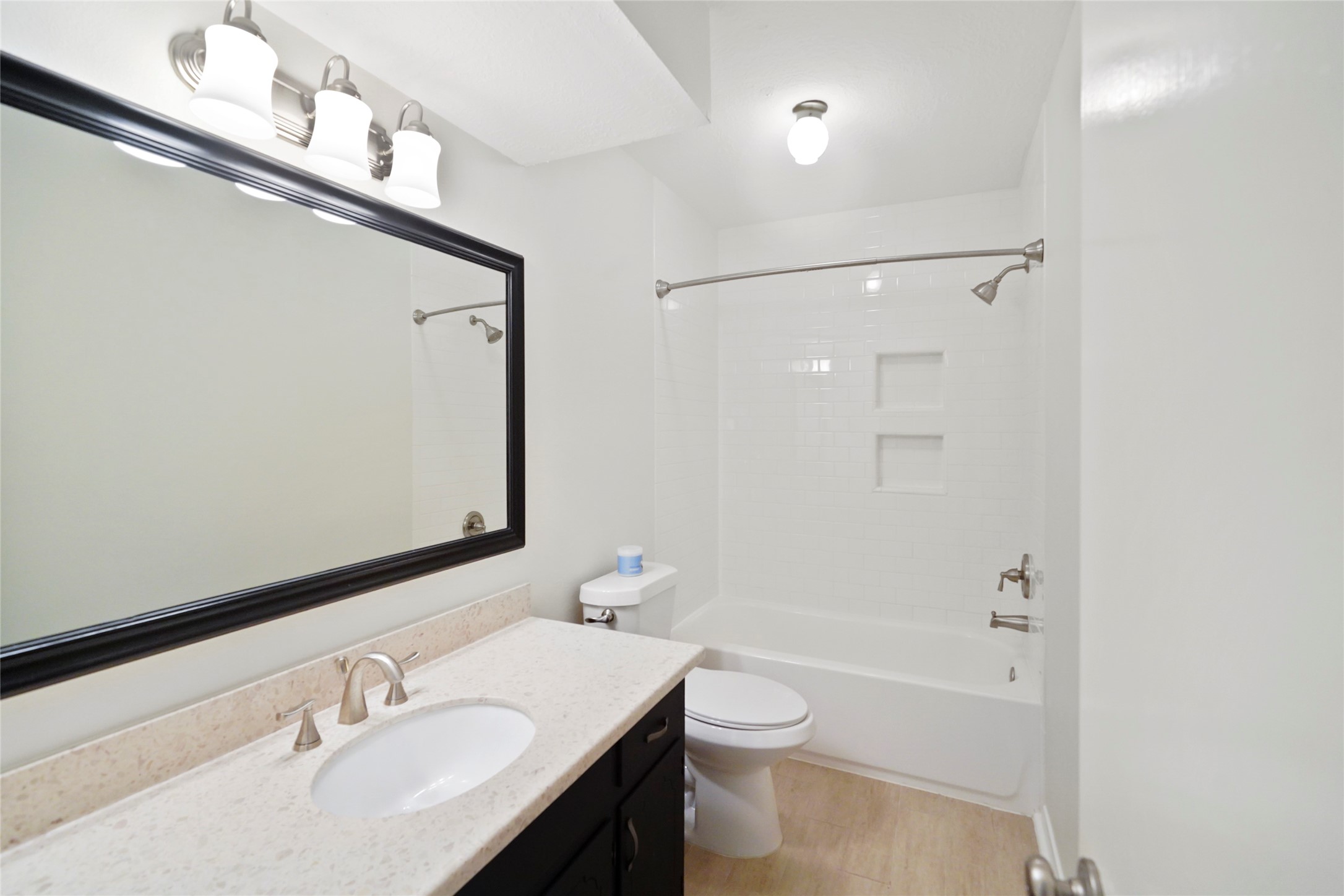 14443 Lyric Road Conroe, TX 77302 - Photo 32 of 49 Secondary bath