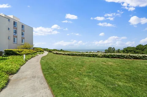 $738,000 | 320 Vallejo Drive, Unit 22, Millbrae, CA 94030