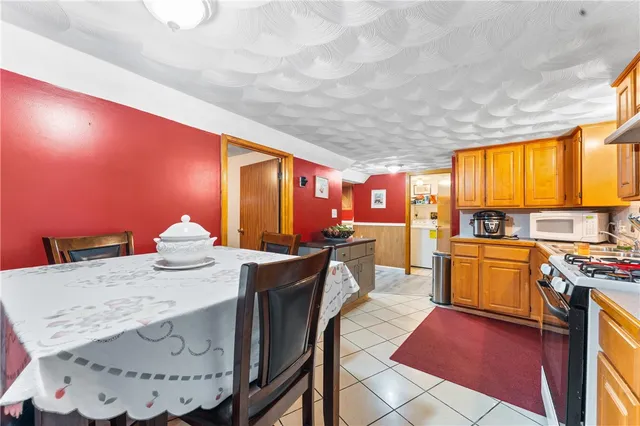 $449,900 | 51 7th Street, East Providence, RI 02914