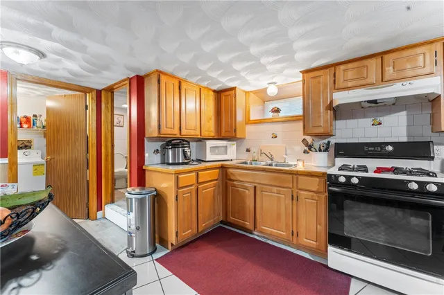 $449,900 | 51 7th Street, East Providence, RI 02914