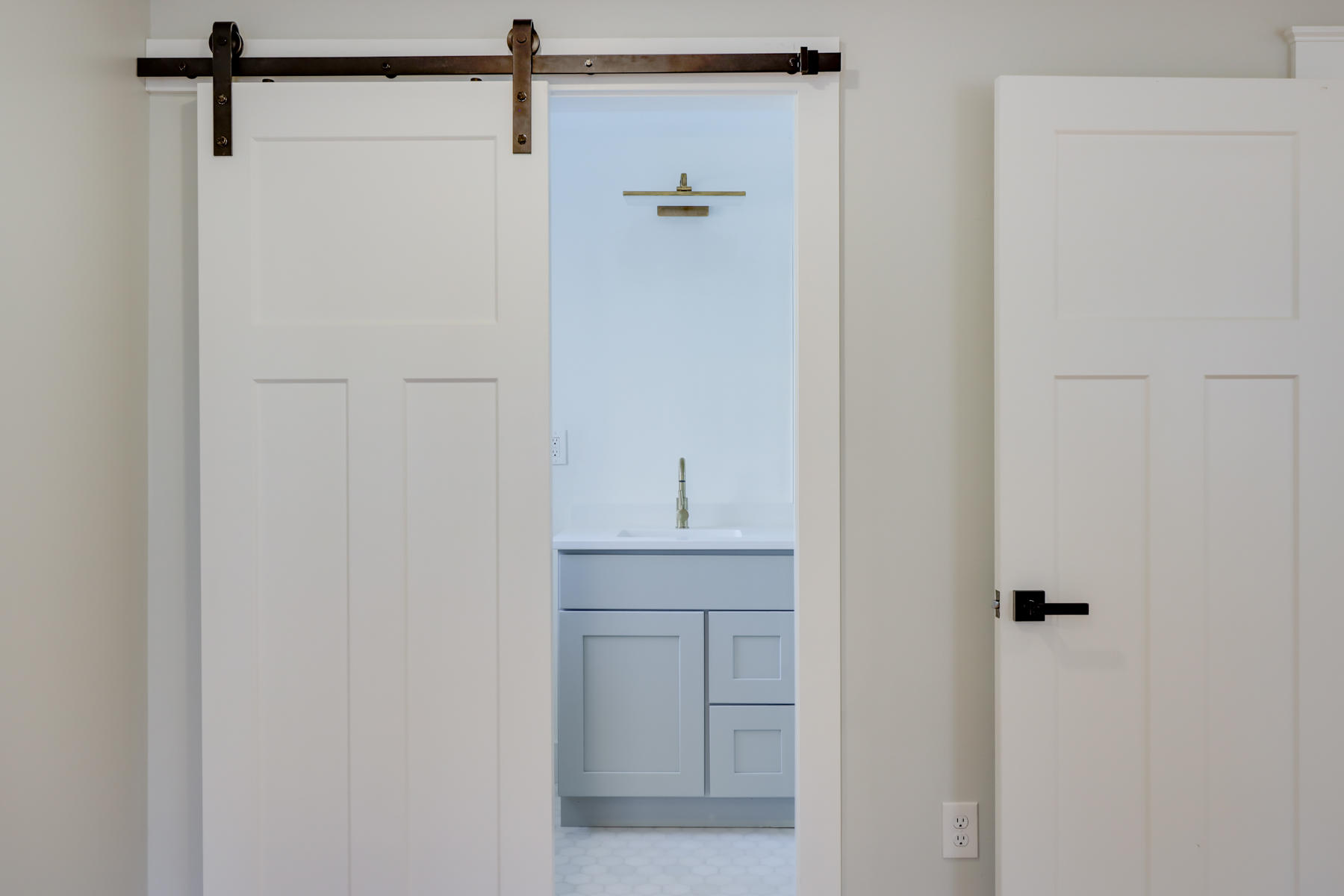 66 Braeside Road Falmouth, MA 02540 - Photo 17 of 38 Master Bath
