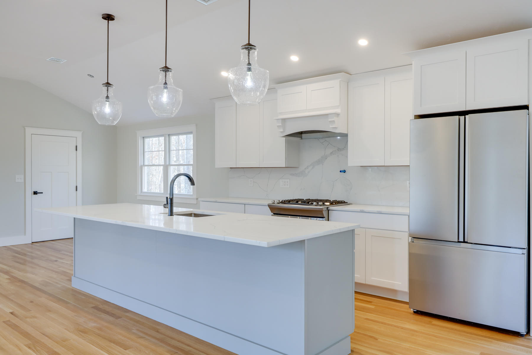 66 Braeside Road Falmouth, MA 02540 - Photo 8 of 38 Kitchen