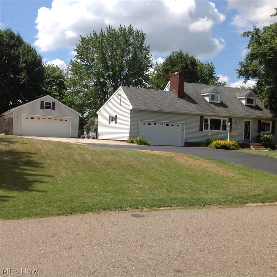 6260 Ridgewood Street Southwest Canton, OH 44706 - Photo 1 of 14 Gallery Image 1