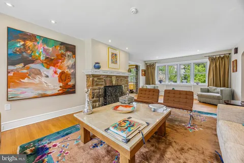 $1,695,000 | 226 Winding Way, Merion Station, PA 19066