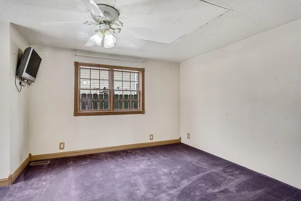 $176,000 | 405 West Avenue, Mauston, WI 53948