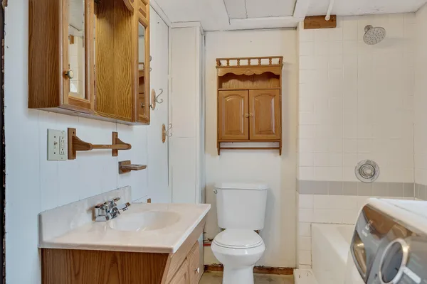 $176,000 | 405 West Avenue, Mauston, WI 53948