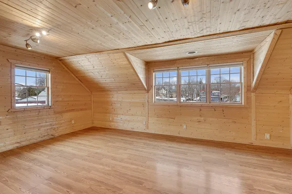 $176,000 | 405 West Avenue, Mauston, WI 53948