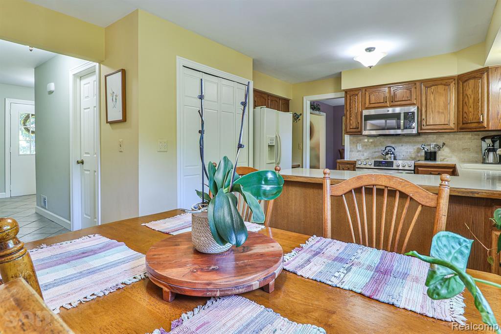 1243 Shenandoah Drive Rochester Hills, MI 48306 - Photo 15 of 40