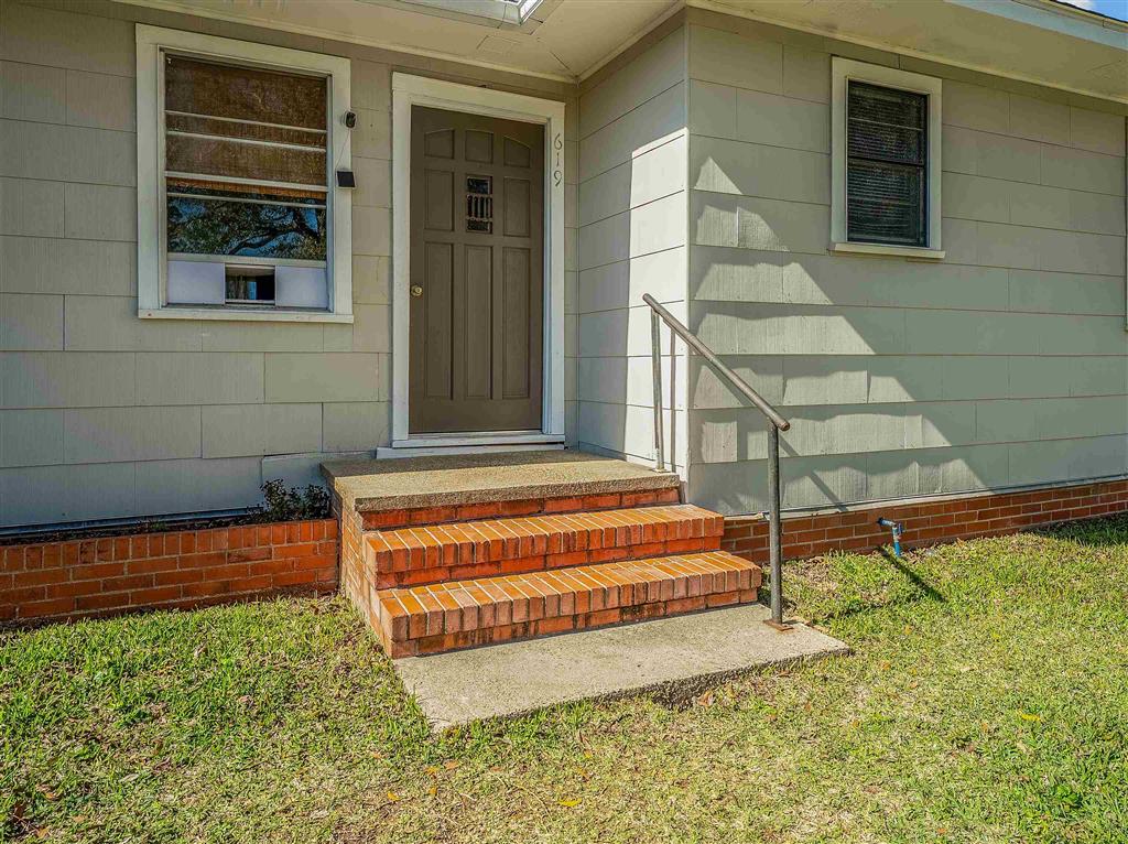 619 South Sarah Street Welsh, LA 70591 - Photo 2 of 26