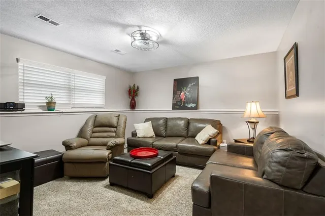 $350,000 | 134 Debra Street, Lansing, KS 66043