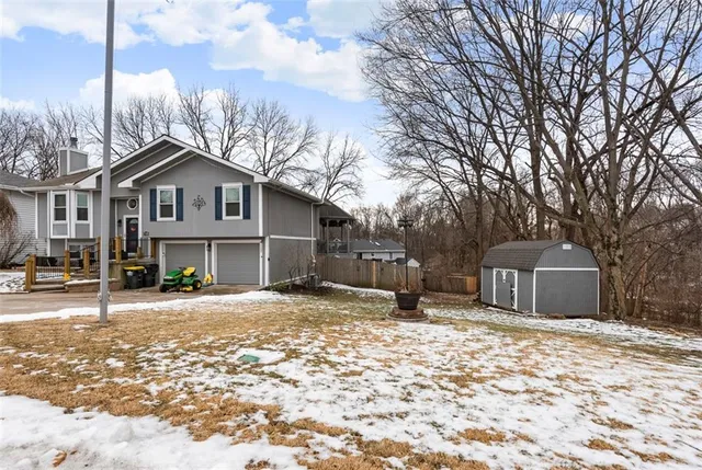 $350,000 | 134 Debra Street, Lansing, KS 66043