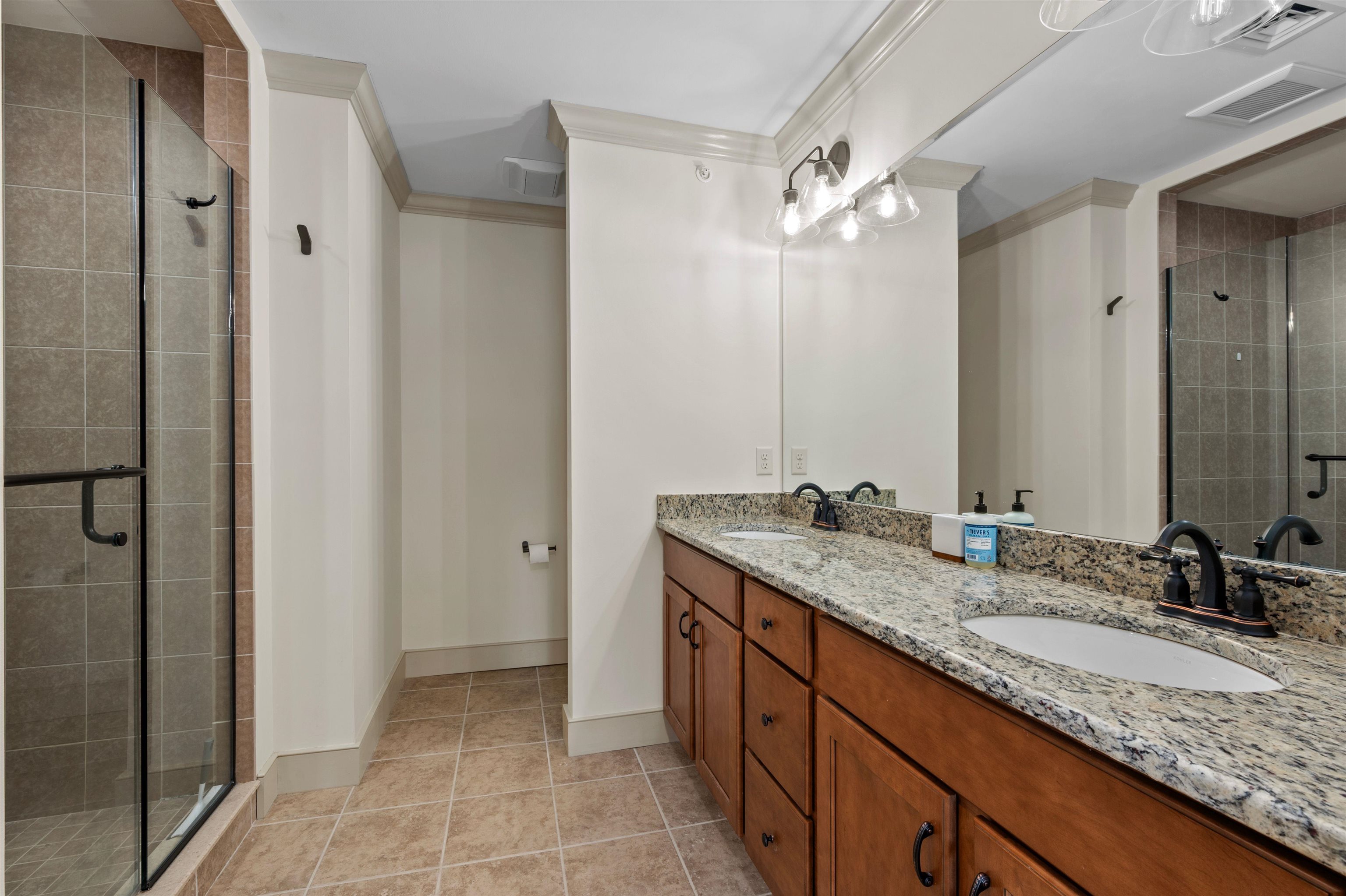 569 Scenic Road, Unit 2 Laconia, NH 03246 - Photo 3 of 30 Gallery Image 3
