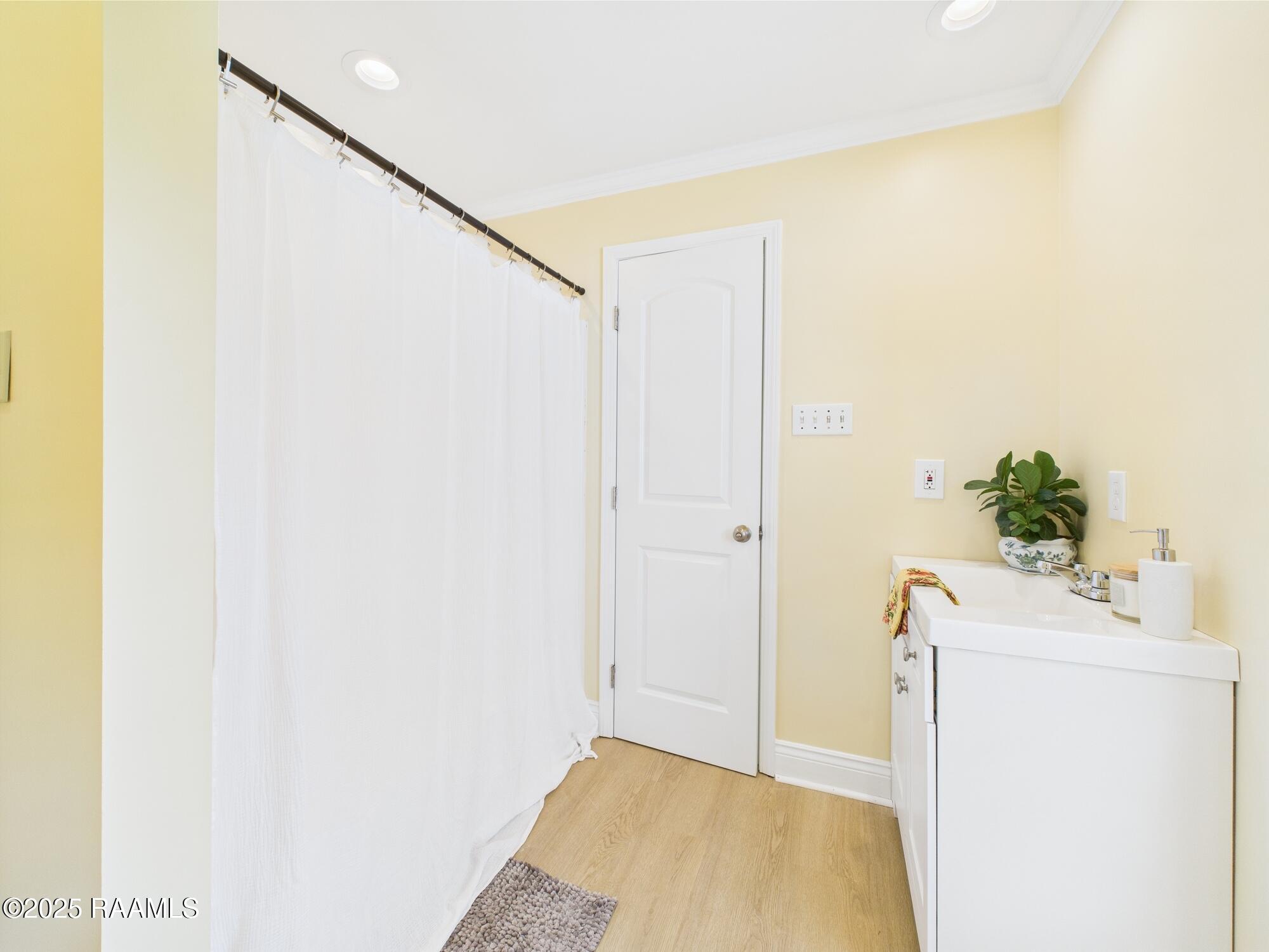 363 Mayo Boulevard Sunset, LA 70584 - Photo 16 of 40 363 Mayo Sunroom bath