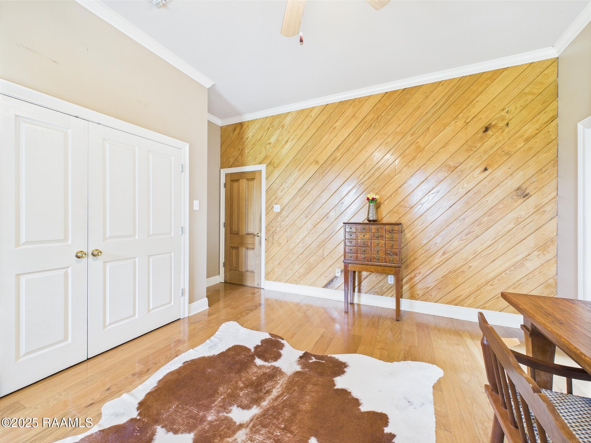 363 Mayo Boulevard Sunset, LA 70584 - Photo 25 of 40 363 Mayo bedroom 3 woodwall