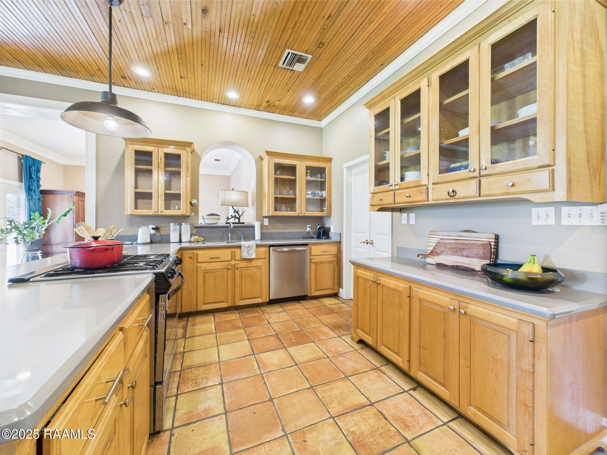 363 Mayo Boulevard Sunset, LA 70584 - Photo 10 of 40 363 Mayo kitchen