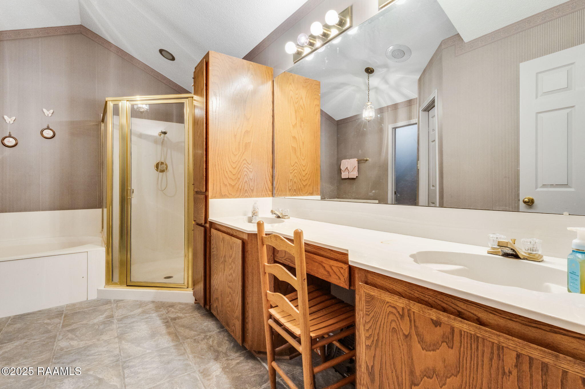 115 Edinburgh Drive Lafayette, LA 70508 - Photo 13 of 25 13-web-or-mls-115 Edinburgh Dr-8