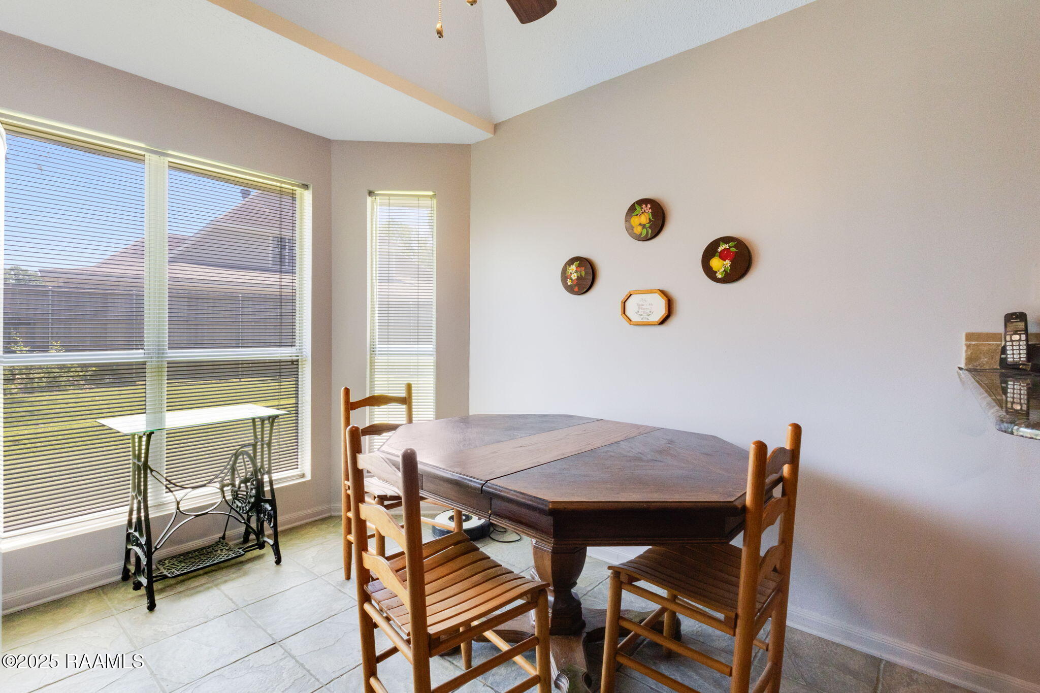 115 Edinburgh Drive Lafayette, LA 70508 - Photo 15 of 25 15-web-or-mls-115 Edinburgh Dr-10