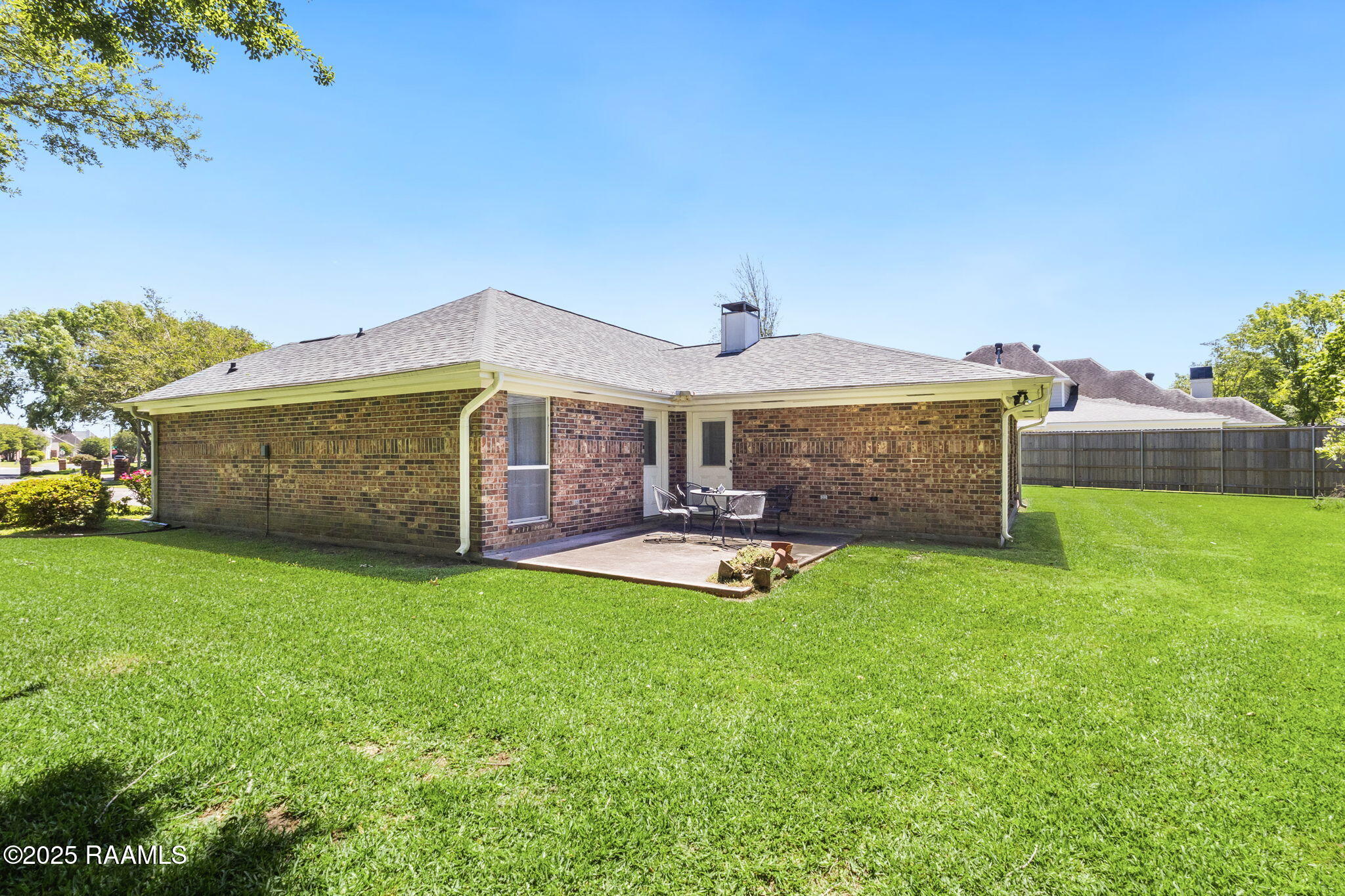 115 Edinburgh Drive Lafayette, LA 70508 - Photo 22 of 25 22-web-or-mls-115 Edinburgh Dr-17