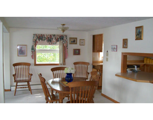 39 Shore Road North Brookfield, MA 01535 - Photo 14 of 27 Gallery Image 14