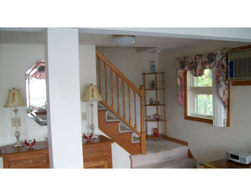 39 Shore Road North Brookfield, MA 01535 - Photo 17 of 27 Gallery Image 17