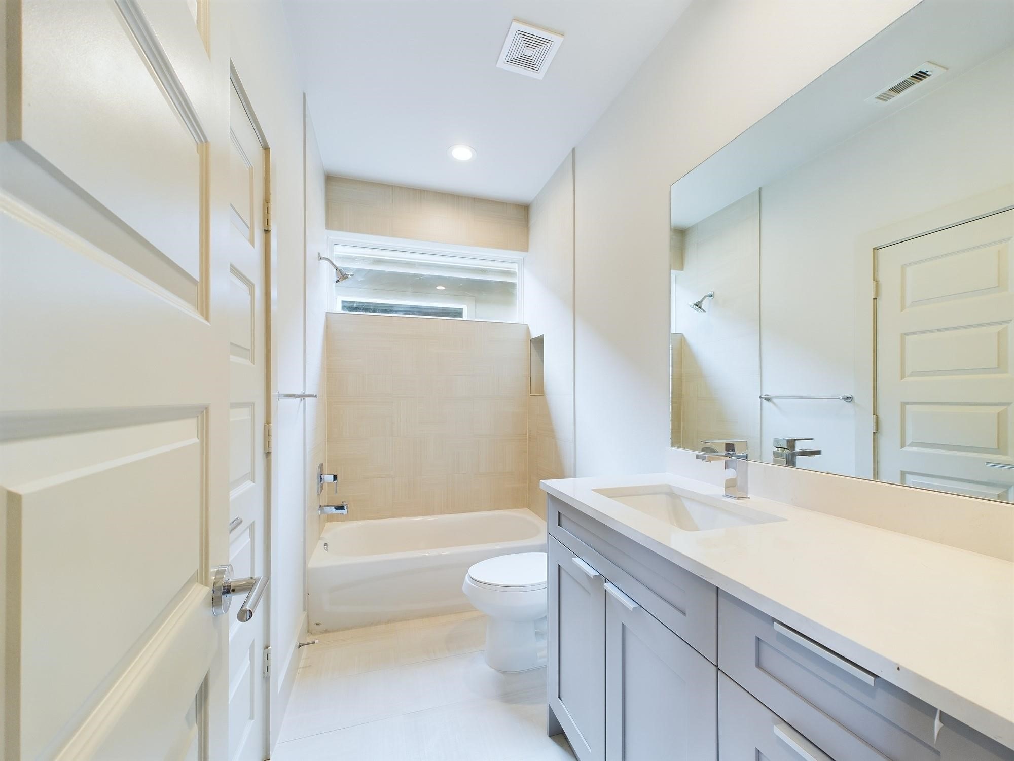 5726 Rucio Lane Houston, TX 77092 - Photo 29 of 35 Gallery Image 29