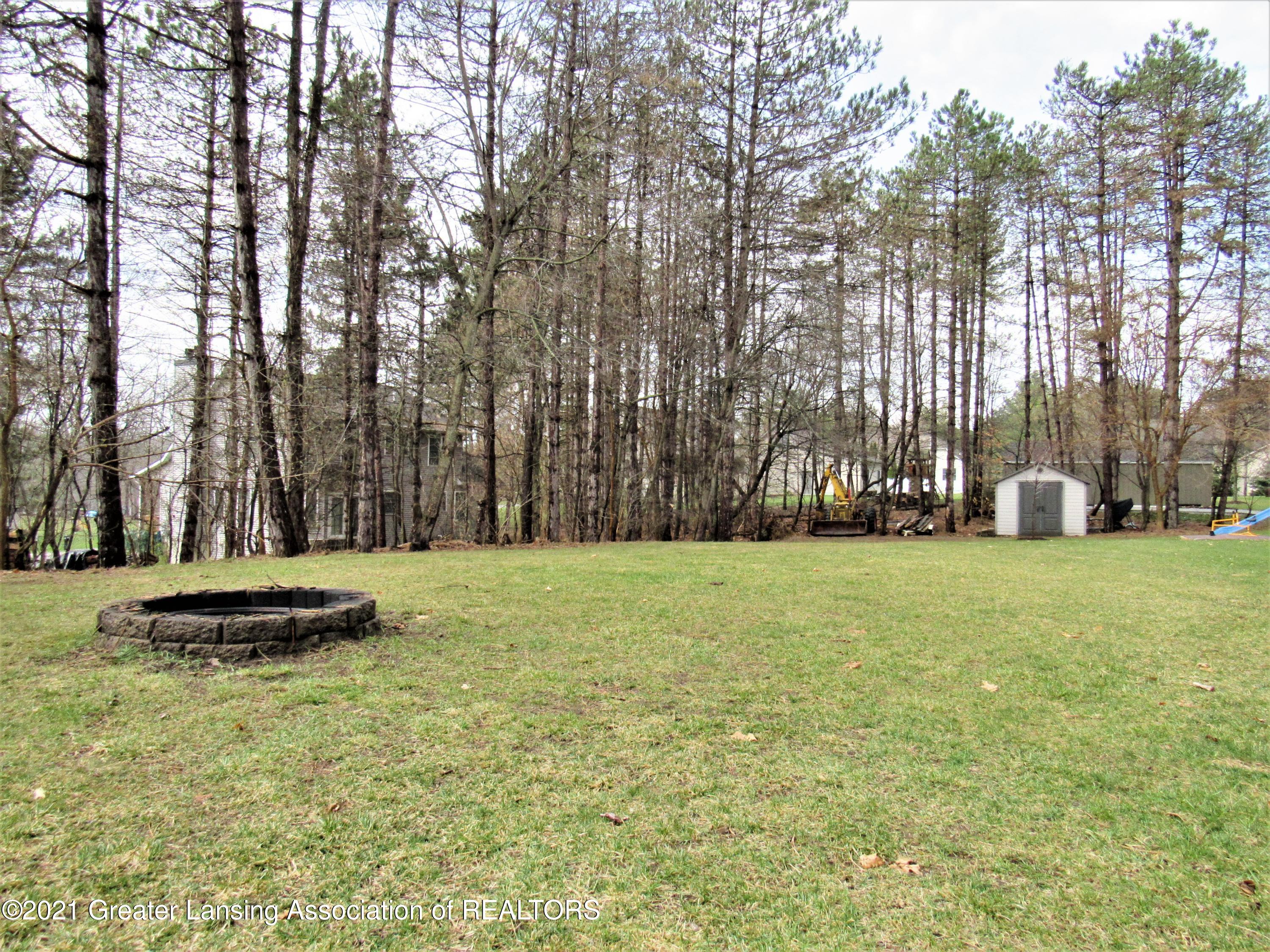7541 West Beard Road Perry, MI 48872 - Photo 39 of 46 Campfire Area
