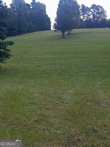 a view of field with an outdoor space