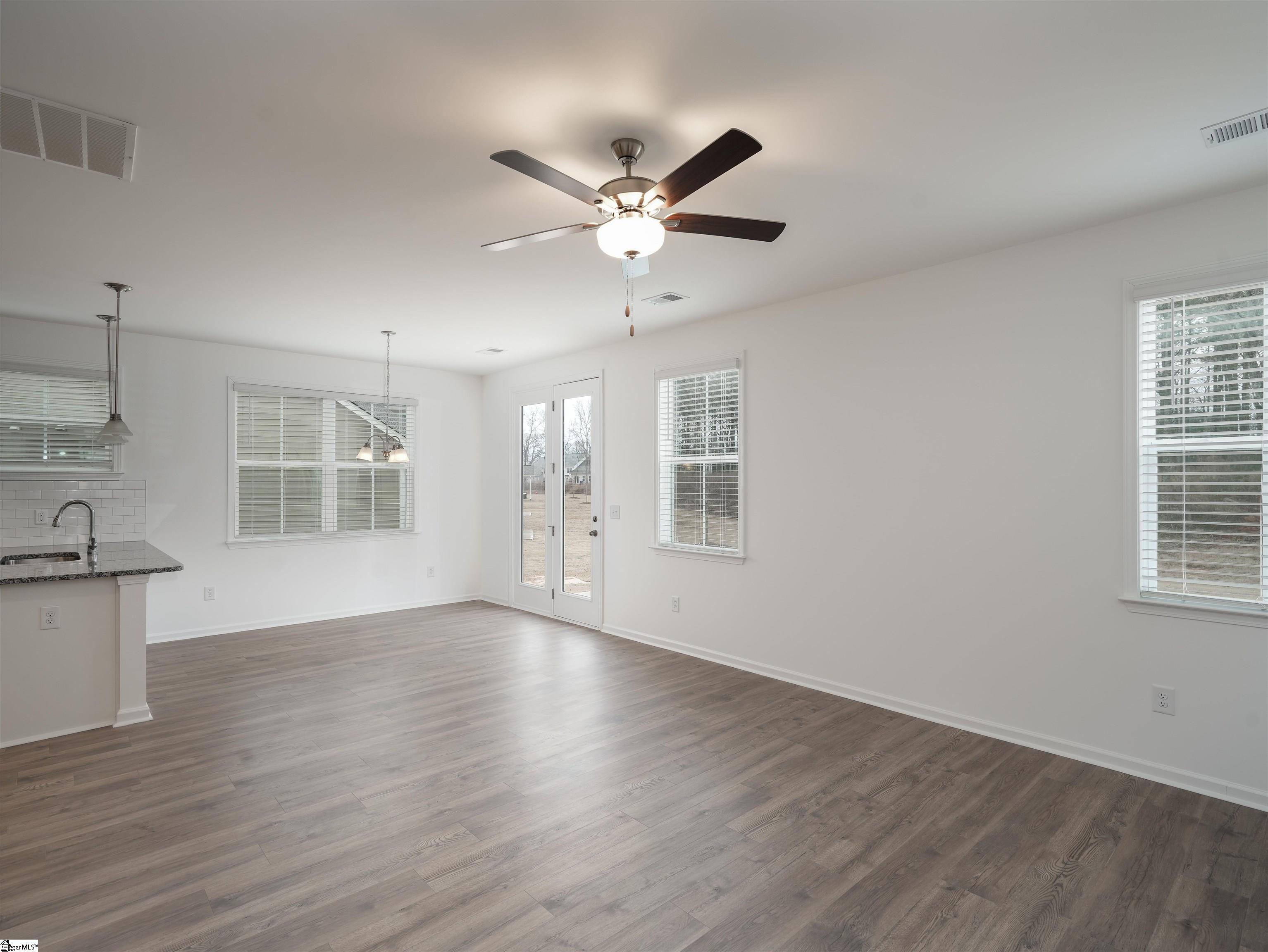 314 Bryland Way Fountain Inn, SC 29644 - Photo 5 of 11