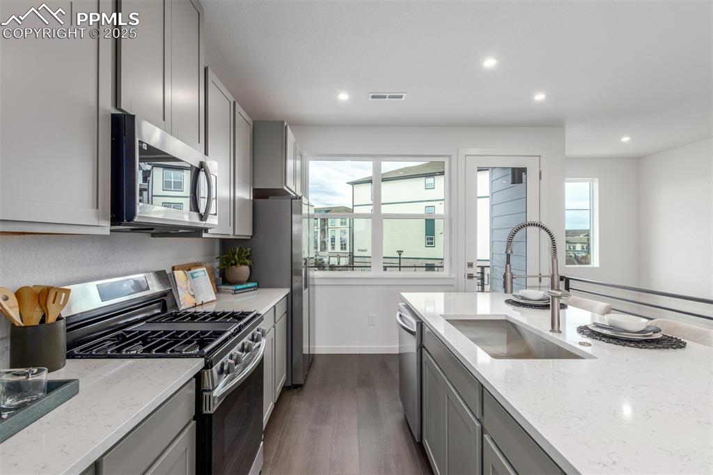 2224 Peridot Loop Colorado Springs, CO 80908 - Photo 10 of 32