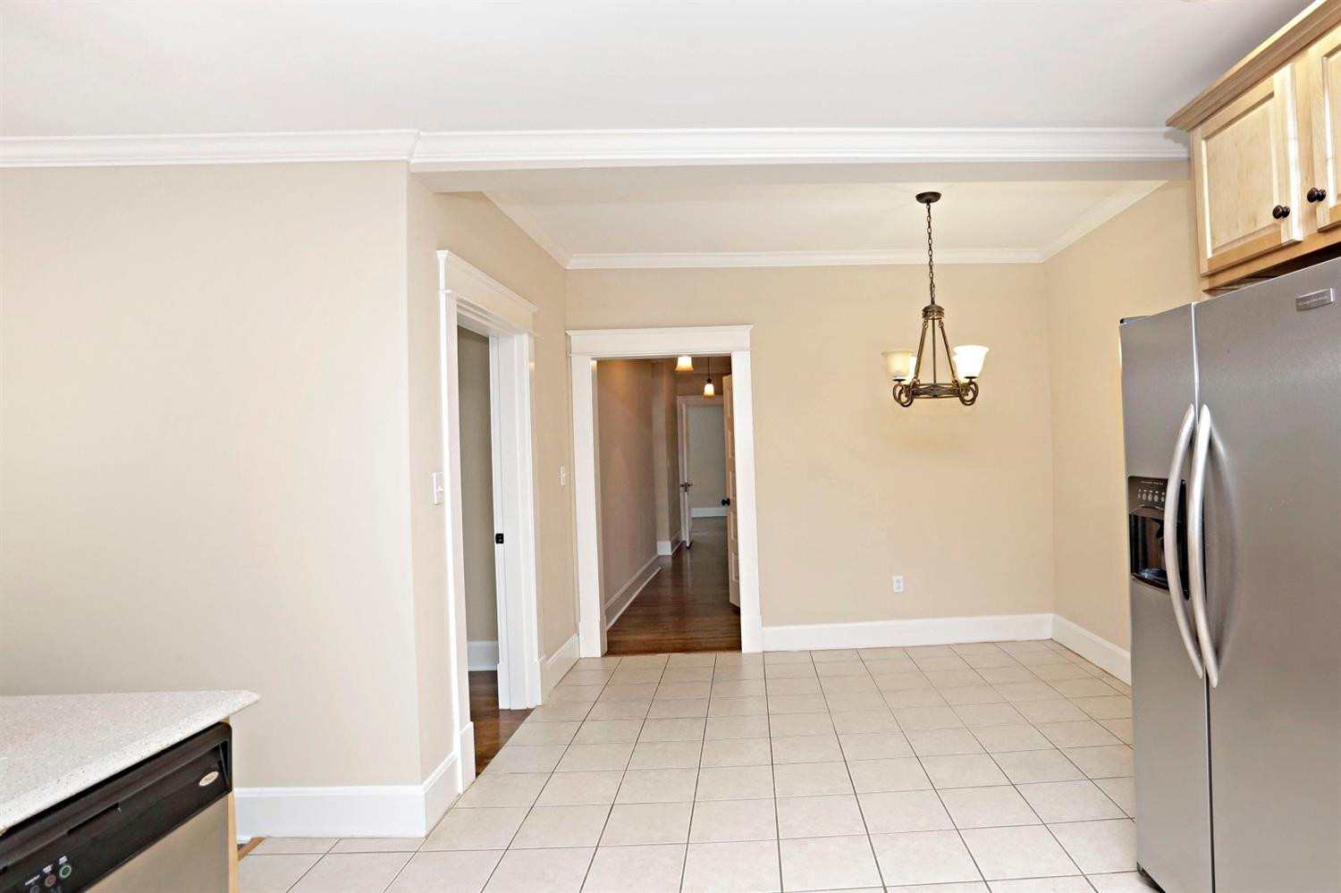 1103 Richmond Road, Unit 202 Lexington, KY 40502 - Photo 8 of 26 Listing Photo