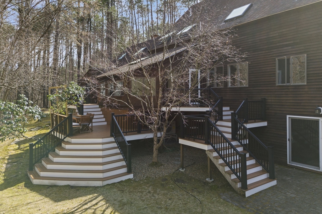 92 Middleton Road Boxford, MA 01921 - Photo 6 of 42 a view of entryway with a front door
