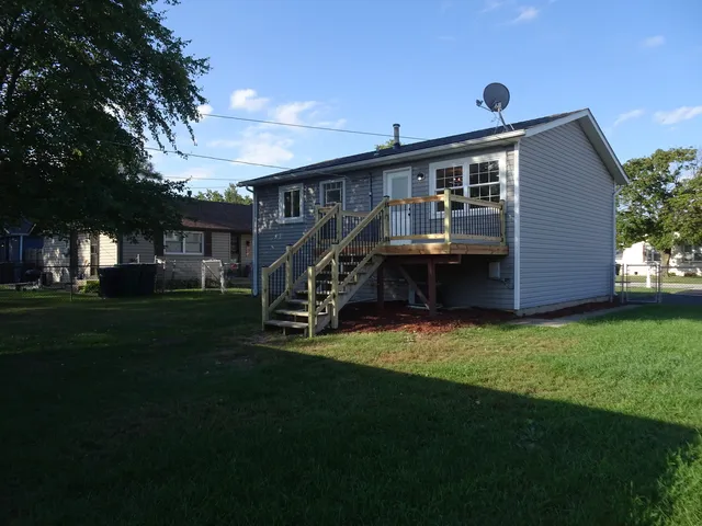 $359,900 | 16701 Highview Avenue, Orland Hills, IL 60487