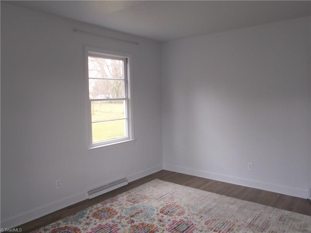1127 Tabor Street High Point, NC 27262 - Photo 14 of 20 Gallery Image 14