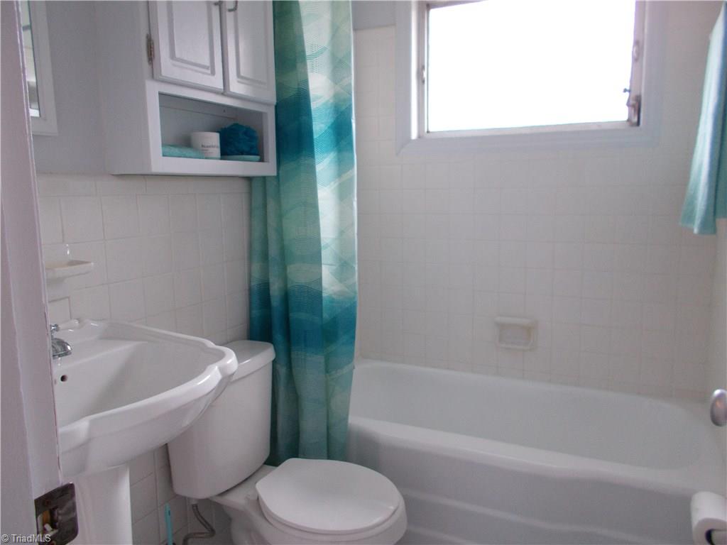 1127 Tabor Street High Point, NC 27262 - Photo 17 of 20 Gallery Image 17