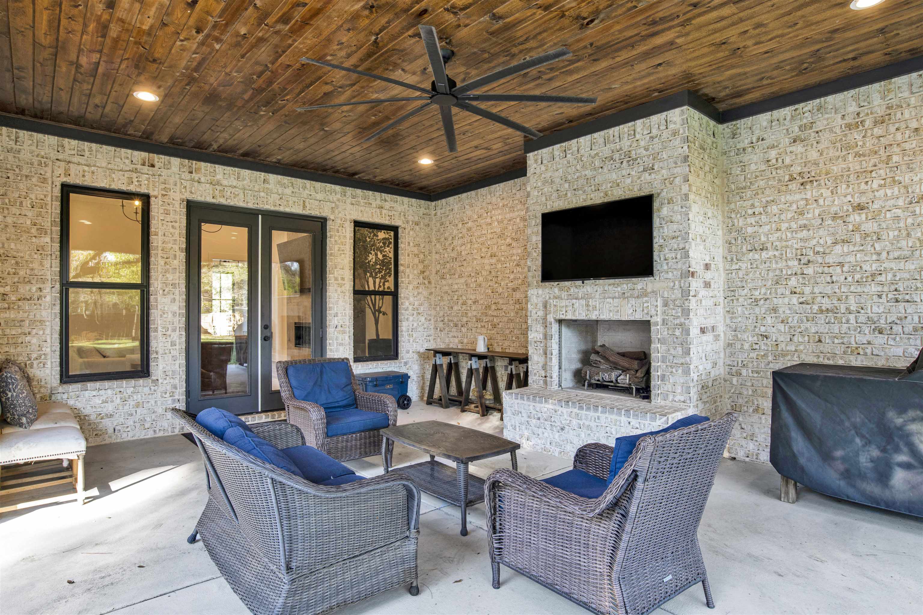 706 Van Avenue Daphne, AL 36526 - Photo 35 of 39 Patio