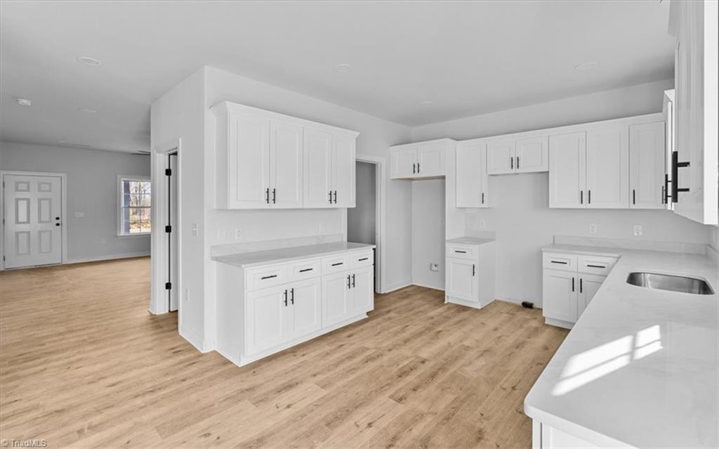 860 Deadmon Road Mocksville, NC 27028 - Photo 8 of 28 Representative photos from the same plan - actual home may vary slightly in colors, finishes, fixtures, etc.