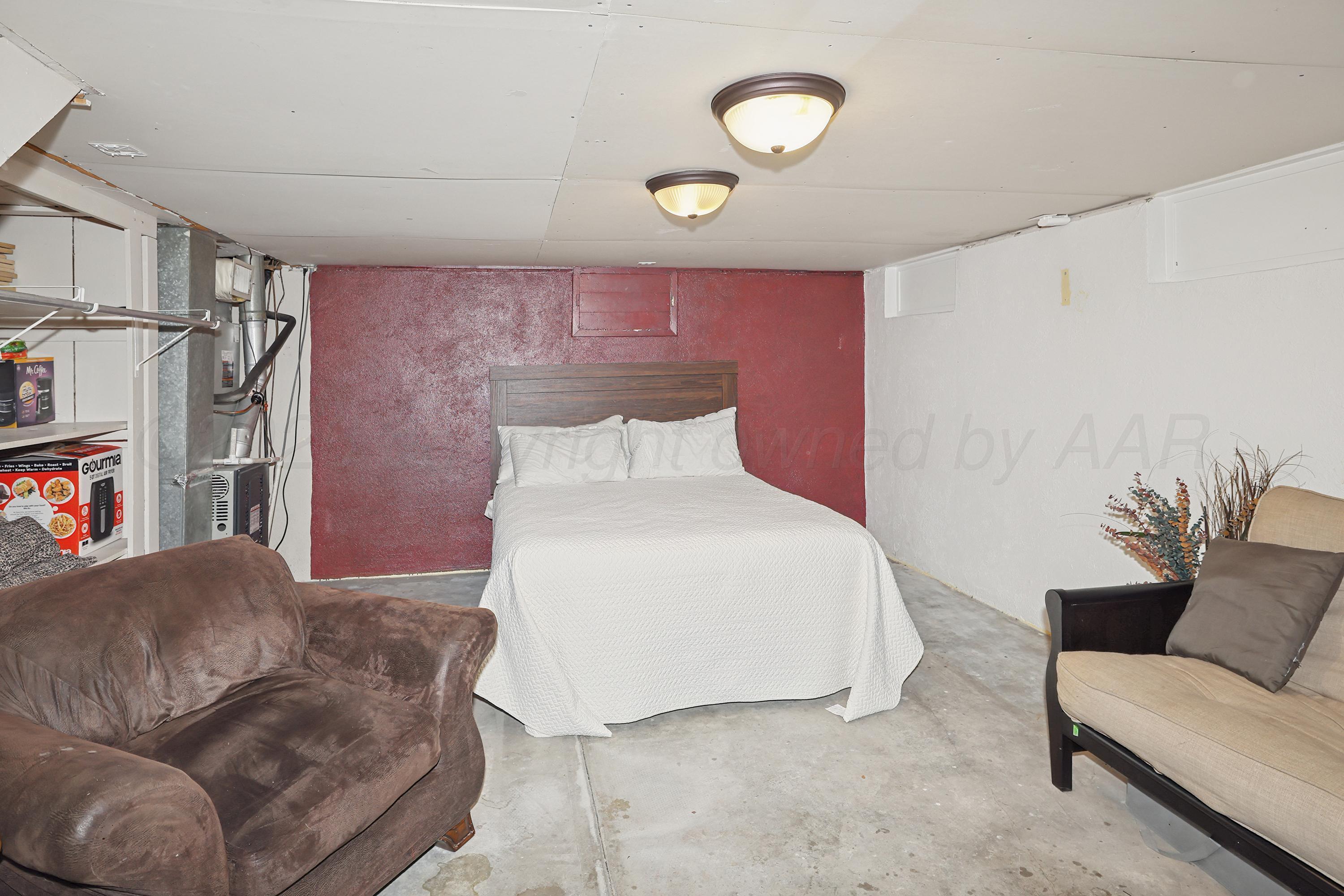 602 North Main Street Stratford, TX 79084 - Photo 30 of 44 30-Basement