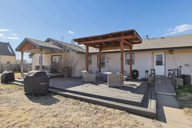 $255,000 | 602 North Main Street, Stratford, TX 79084