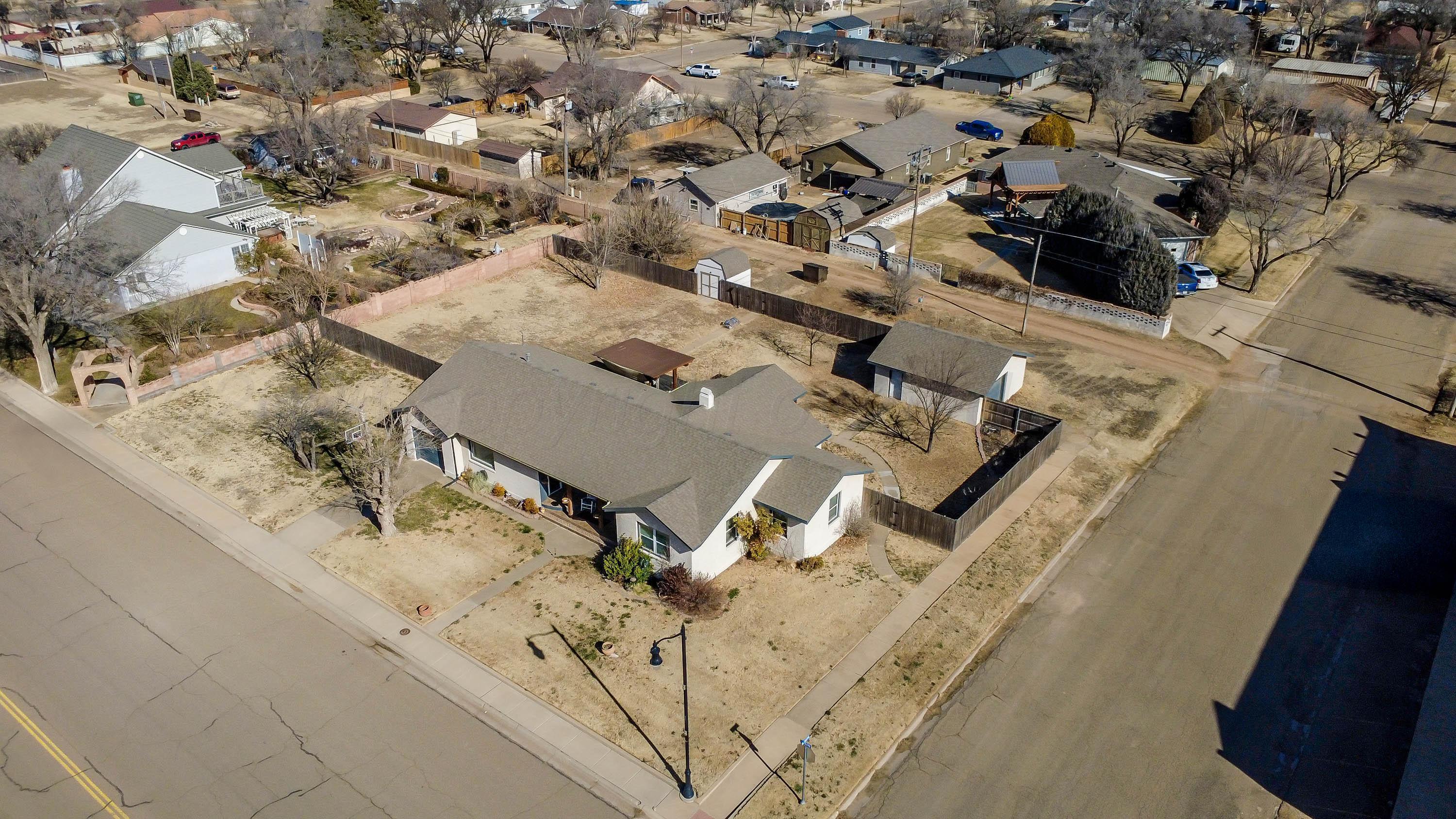 602 North Main Street Stratford, TX 79084 - Photo 40 of 44 40-Drone Corner Lot